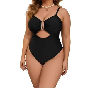 Plus Size Black Spaghetti Strap One-Piece Swimsuit, Front Metal Ring Ruched Cutout Slim Fit Monokini for Women Beach Vacation & Pool Party