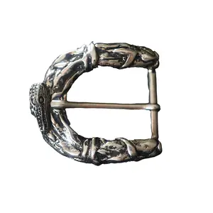 Mauri Silver Buckle with Small Alligator Head