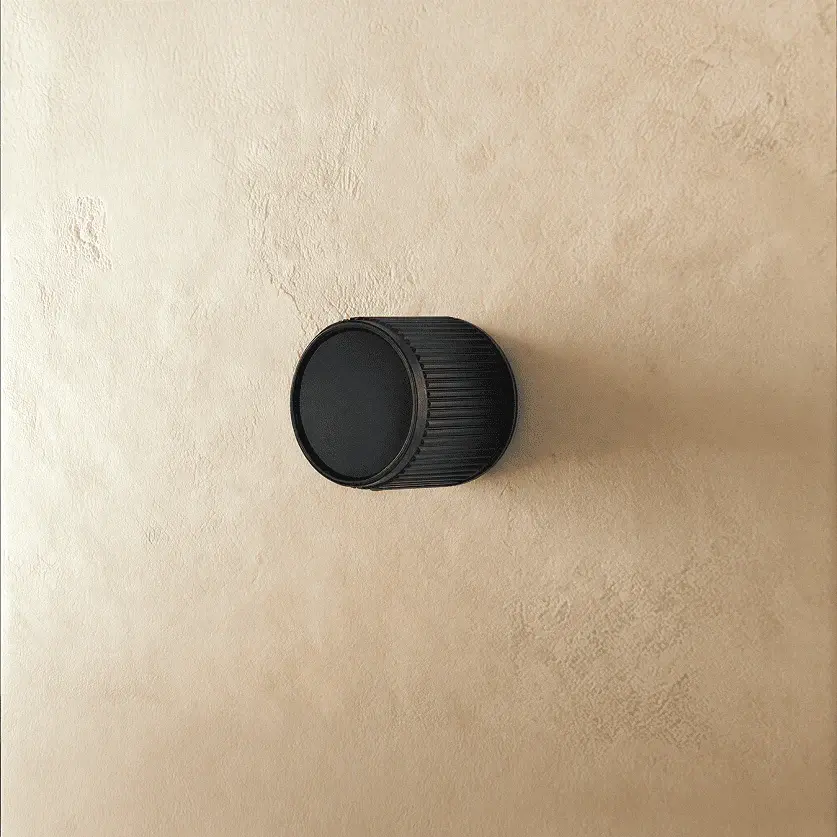 Mylo Handle and Lock