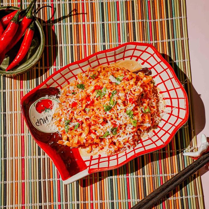 Samyang Carbonara Hor Chicken Flavor Roman 4.58oz (130g)/pack 5 packs Noodle Food Spicy