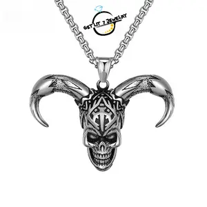 New Retro Hip-Hop Clown Skull Design Pendant Necklace | Unique Accessory | Halloween | Hip-Hop Style | Trendy Accessory | Holiday Gift | Unisex | Party Jewelry | Birthday Gift | Retro Style |