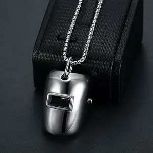 Fanshu Stainless Steel Titanium Punk Hip Hop Welder Face Mask Charm Pendant Chains Necklace for Men Women Gift Fashion Jewelry Durable men's jewelry