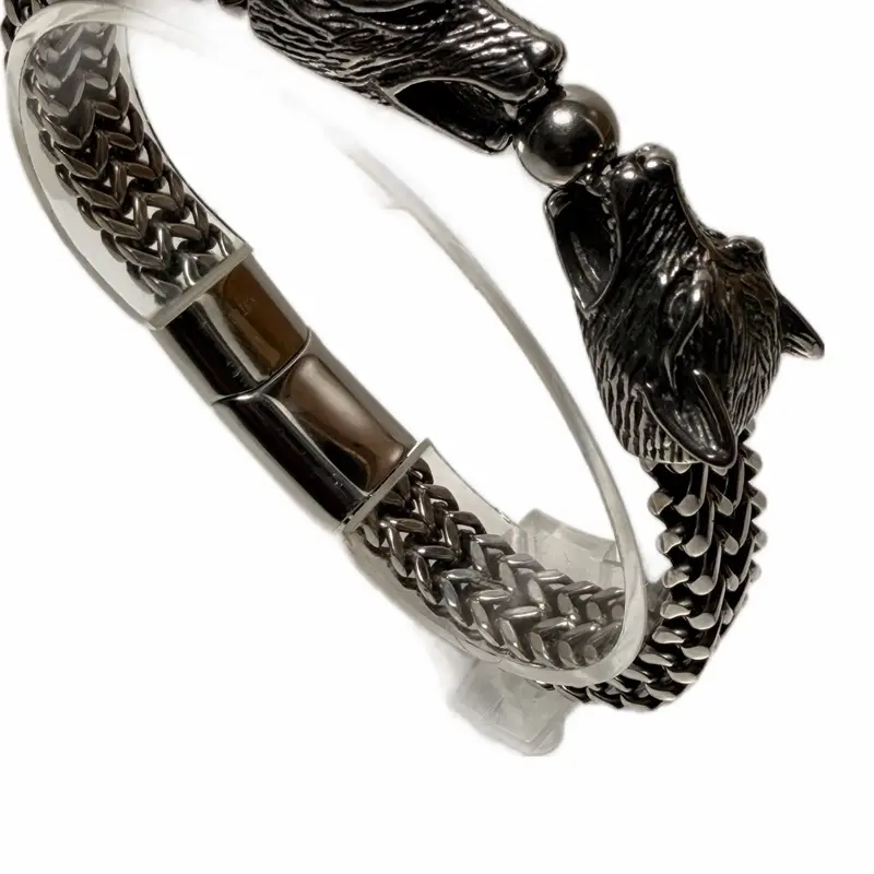 Men’s Stainless Steel Wolf Head Franco Chain Bracelet with Push-Clamp Closure