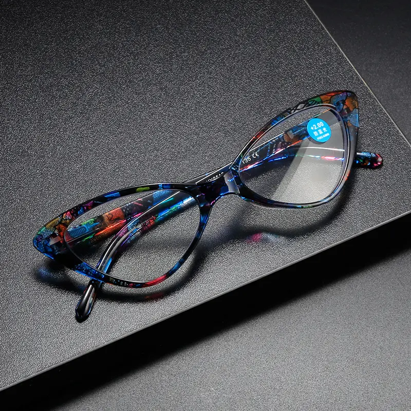Stylish Cat Eye Reading Glasses for Women, Fashion Presbyopia Eyewear with Clear Lenses, Lightweight & Comfortable Frame, Comes with Case & Cloth