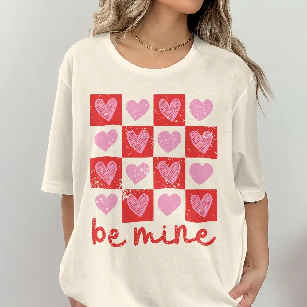Be Mine Checkered Heart Shirt, Be Mine Valentine'S Day Tshirt For Women, Trendy Checkerboard Heart Graphic T-Shirt Gift For Mom