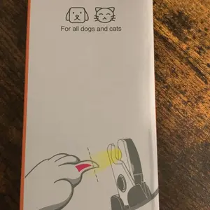 Pet Supplies Cat And Dog Nail Clippers Nail Polishers LED Lights Scissors Cleaning Supplies