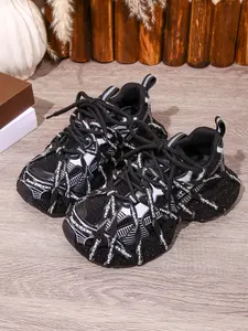 New Street Style Rhinestone Strap Thick Sole Sneakers, Unique Letter Laces, Breathable Mesh, Height Boost, Versatile Casual Shoes