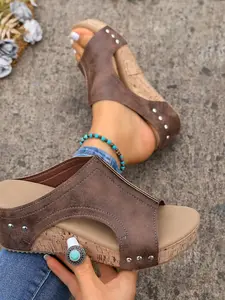 Vintage Rivet Wedge Sandals, Thick Sole Height-Boosting Fish Mouth Mules, Large Size Versatile Outdoor Slippers, Retro Style Comfortable Shoes