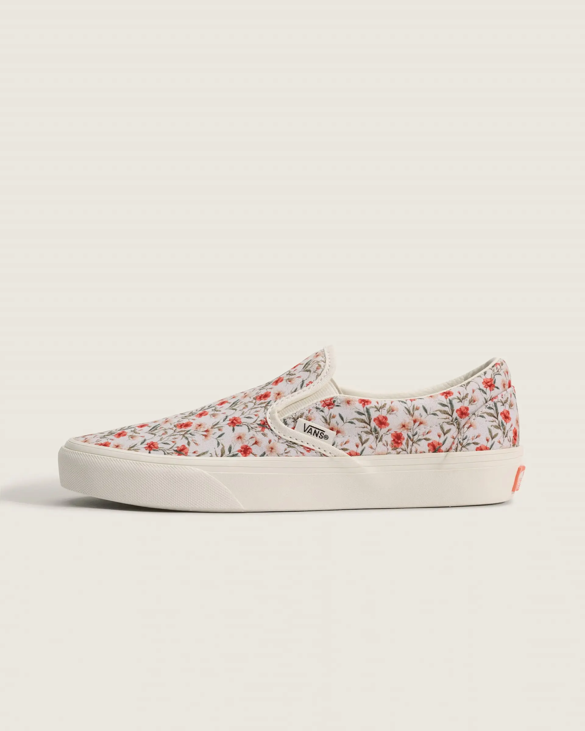 Vans Unisex Classic Slip-On Low Top Shoe