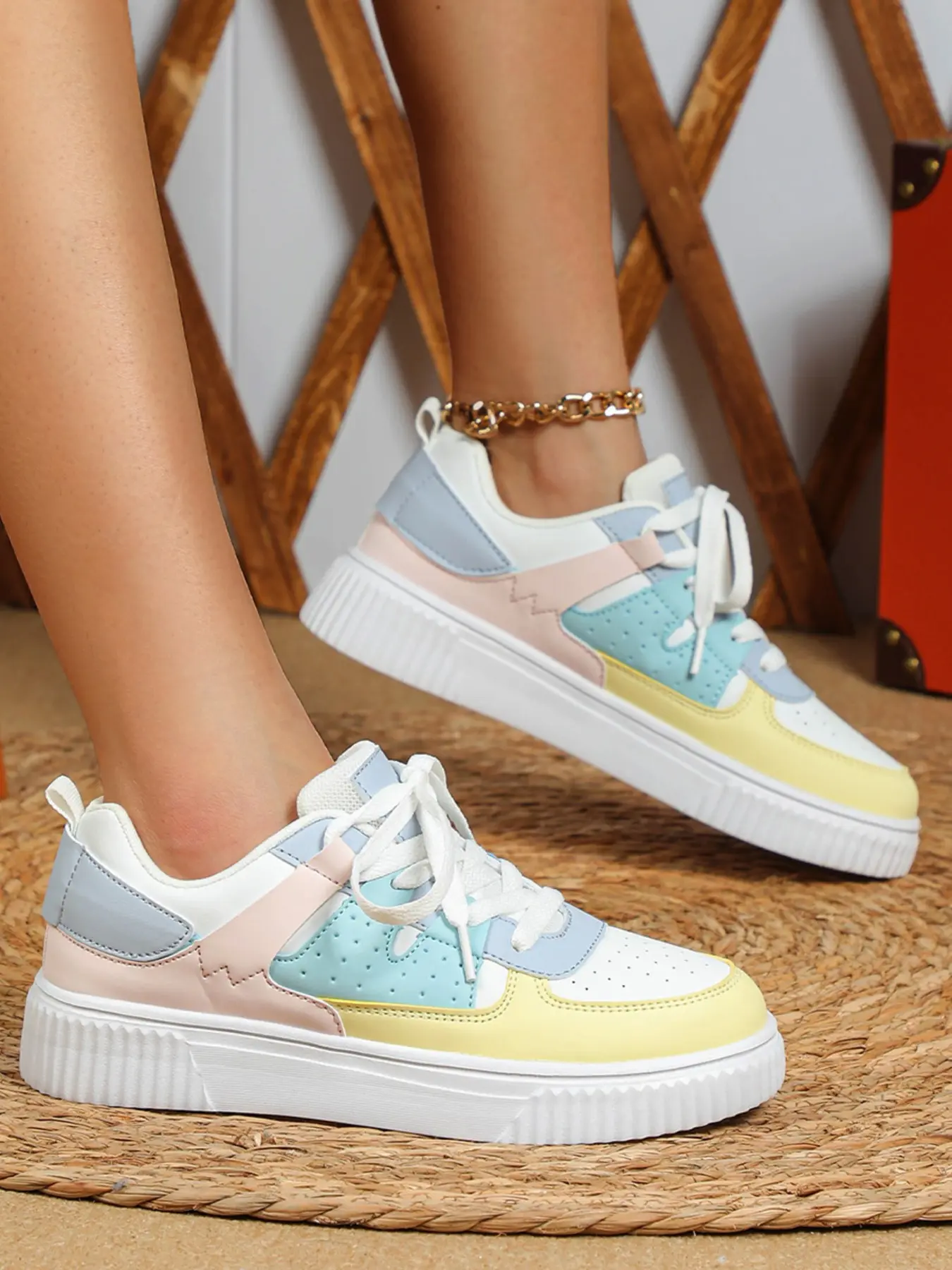 Autumn Winter New Breathable Comfort Women's Skate Shoes, Fashion Trendy Colorblock Patchwork Sneakers Low-Top Thick Sole Round Toe Casual School Shoes Sneaker Sports Shoes