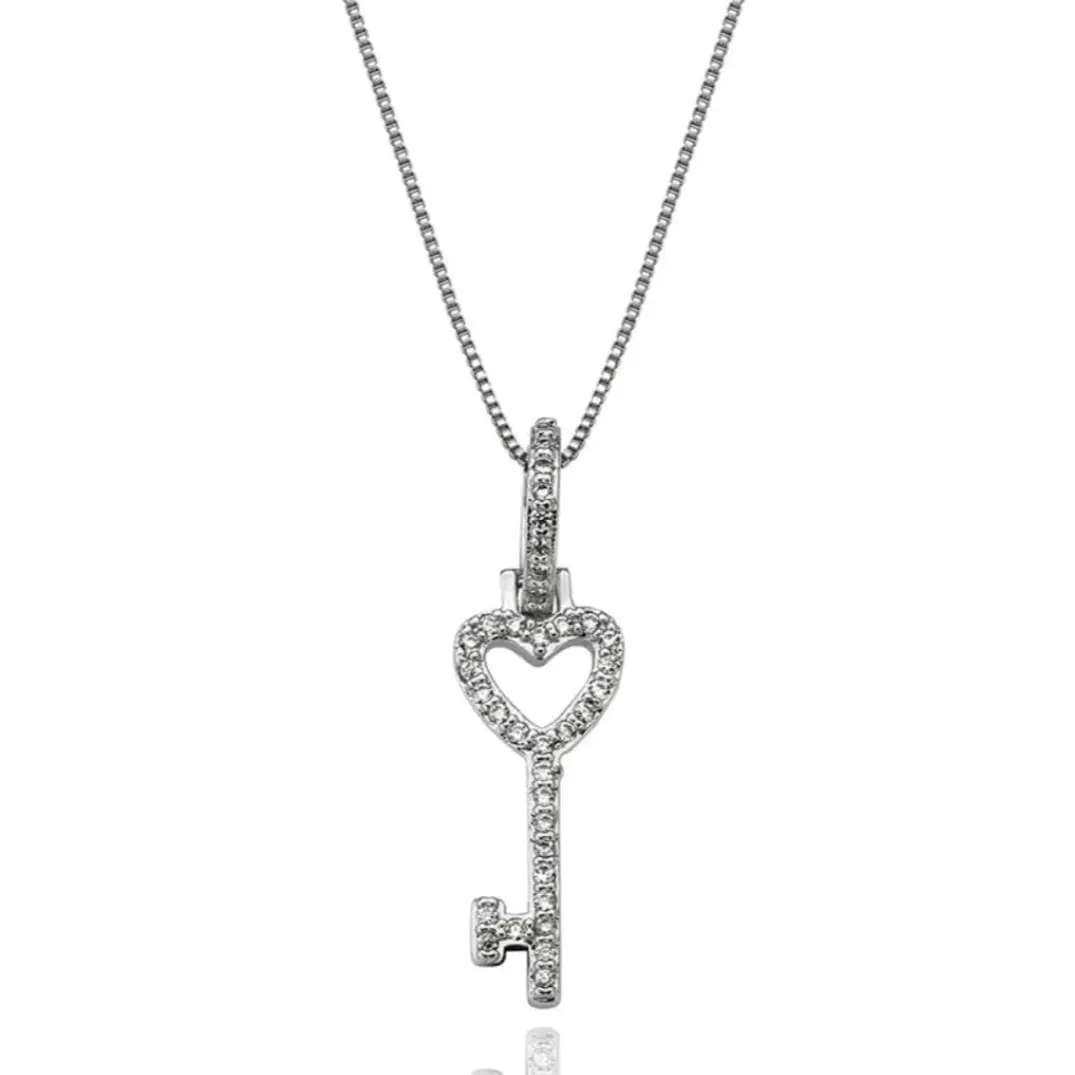Small key necklace