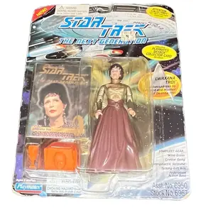 Playmates Star Trek The Next Generation Lwaxana Troi Vintage Collector Action Figure with Starfleet Gear and Accessories Asst No 6950