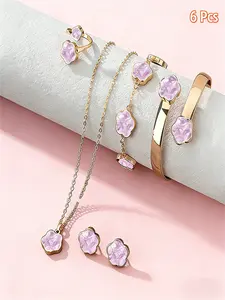6Pcs Classic Lucky Flower Women's Necklace Pendant + Earrings + Ring + Bracelet + Bangle Set. Simple and elegant design. Birthday, wedding, New Year, Valentine's Day celebration, fashionable women's jewelry set. Five-leaf clover design. Six-piece set.