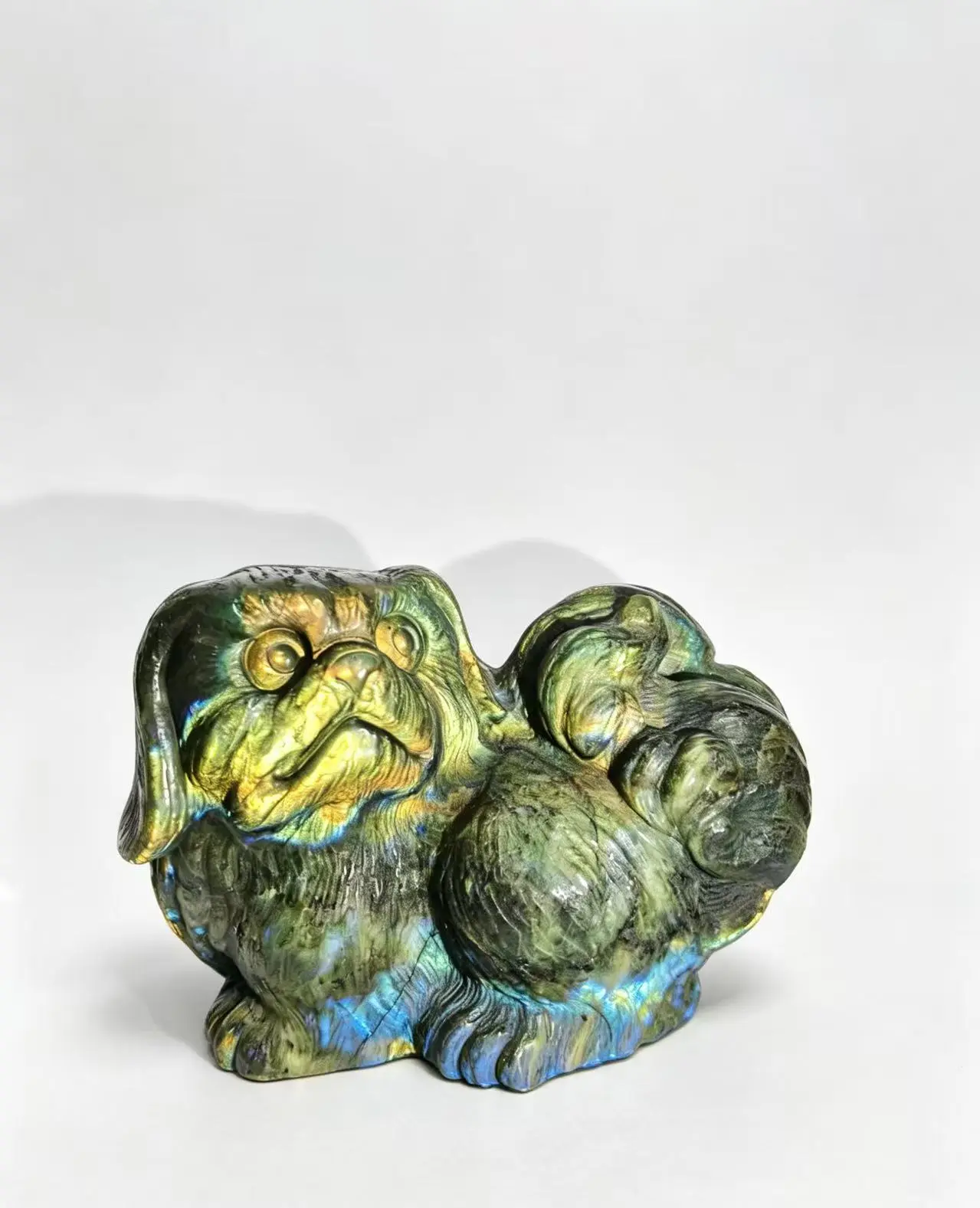 Flash Labradorite Lion Dog Crystal Carving Handmade Animal Figurine