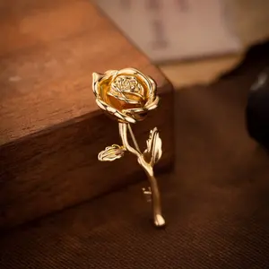 1 pcMen's Elegant Rose Flower Brooch Pin, High-End Suit Jacket Lapel Accessory, Luxury Coat Badge, Simple Style Chest Pin