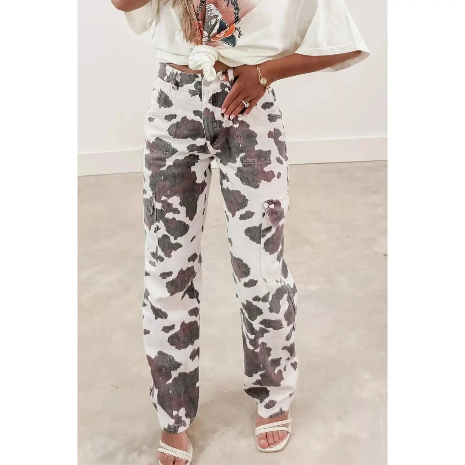 Women's Cow Print No-Stretch Cotton-Blend Jeans, Casual Wear Straight Leg Pants with Multiple Pockets, Polyester-Infused Bottom Trousers