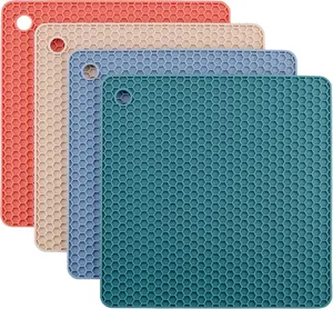 Smithcraft Silicone Trivets for Hot Dishes, Pots and Pans, Hot Pads for Kitchen, Mixing Color Silicone Pot Holders Mats for Kitchen Quartz Counter Heat Resistant Mat, Flexible Table Trivet Mat Set 4