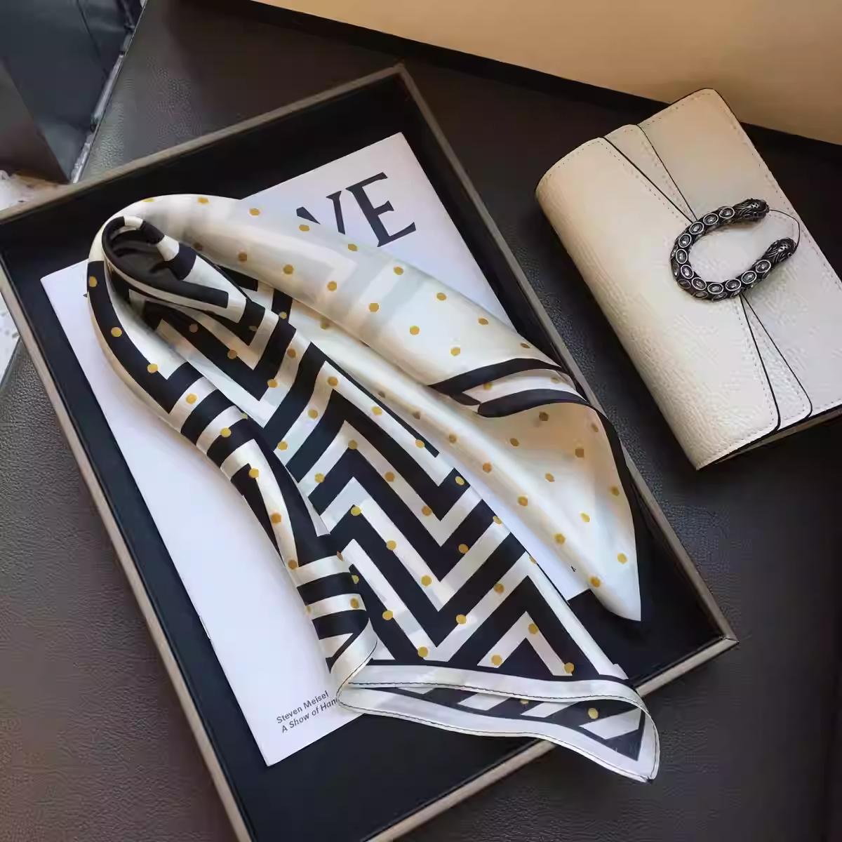 100% Mulberry Silk Women’s Korean Style Ribbed Polka Dot Silk Scarf/Necktie for Spring & Autumn, 53 cm Small Square Silk Scarf