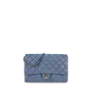 Pre-owned CHANEL Lambskin Clutches & Wristlets Blue Classic Flap Clutch