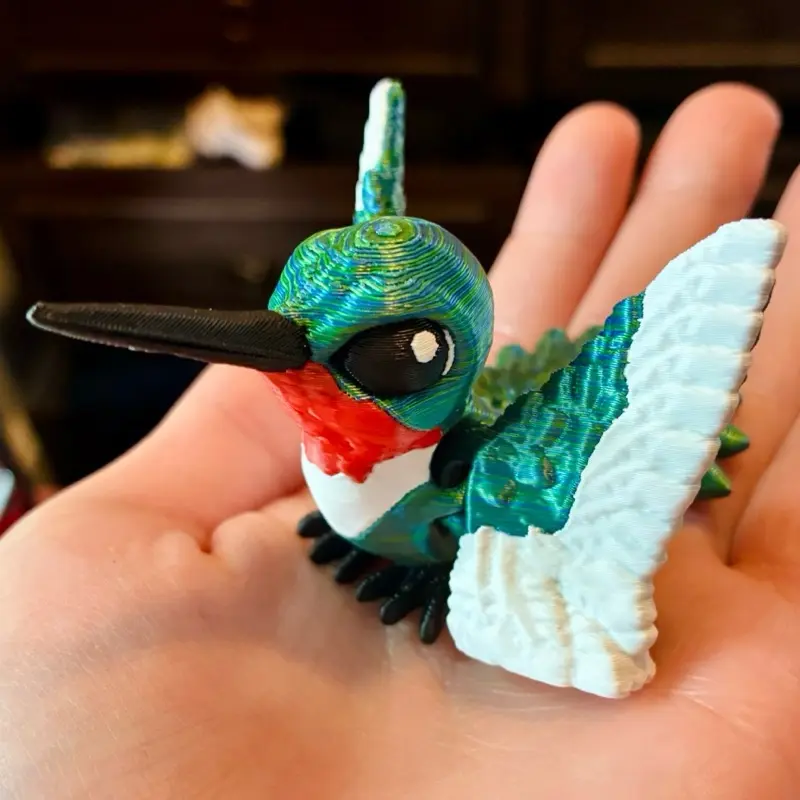 Articulated Mini Hummingbirds | 3D printed plastic articulated hummingbird fidget toy for fun and stress relief - Decor Multicolor Gift