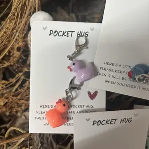 Mini Duck Design Keychain, 100pcs/set Cute Resin Figurines for Miniature Garden, Aquarium, Home Decor, Party Games, Cute Office Ornaments, Trendy Cute Keychain