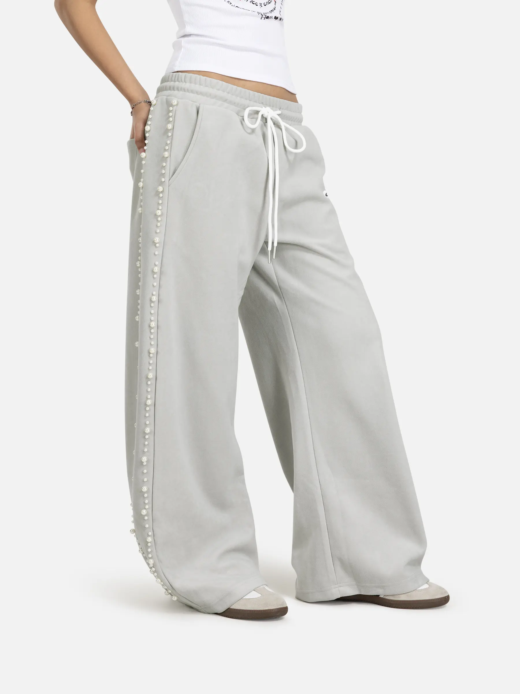 Aelfric Eden Women's Mid-Rise Barrel-Fit Baggy Sweatpants - Pearl Detail, Soft Midweight Fabric, Comfortable Vintage Street Bottom - Basic Lady's Leg Piece for Summer Outfits, Vacation Outfits