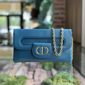 Pre-owned Dior Leather Clutches & Wristlets CHRISTIAN DiorDouble Medium Blue Smooth Calfskin Clutch