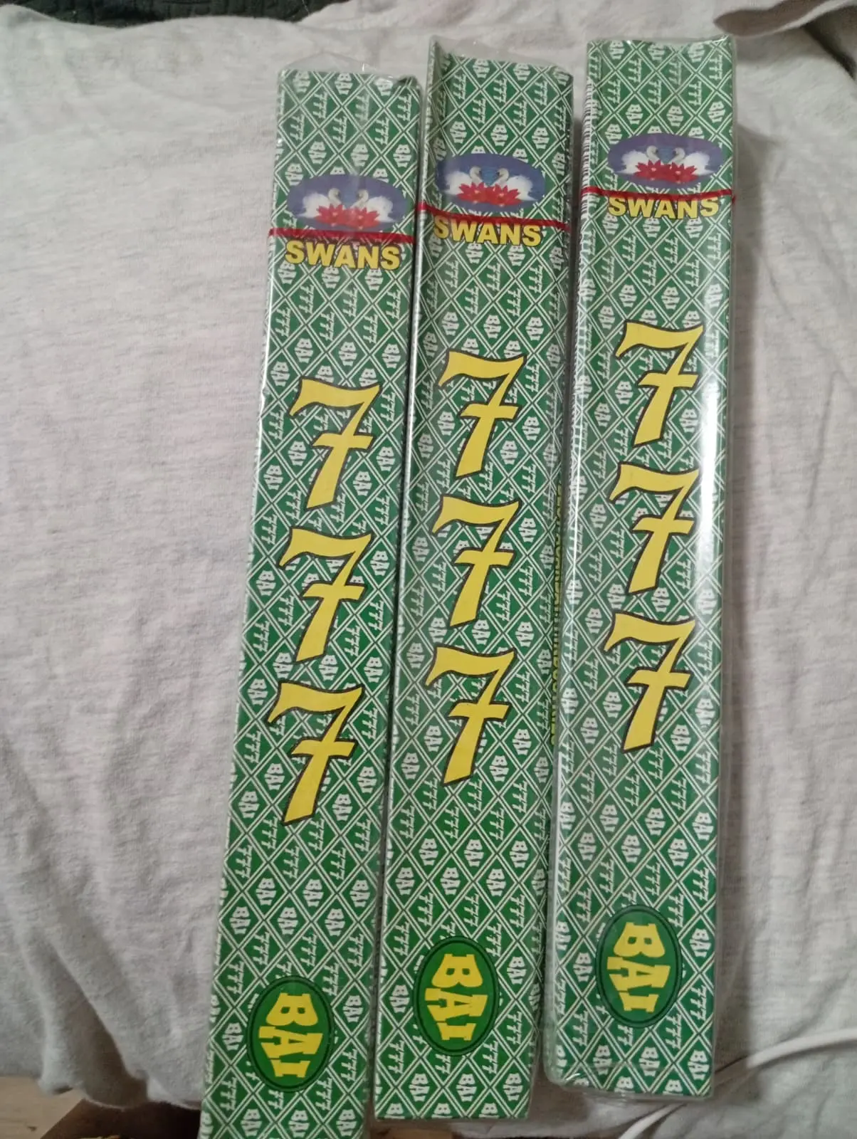 Swans 777 Incense Sticks Per Box