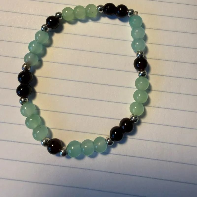 Mint Chocolate Chip beaded bracelet 1ct