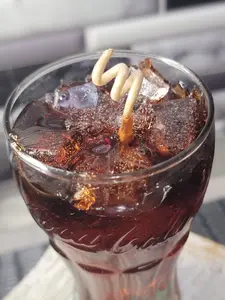 Cola Scented Gel Candle with Imitation Ice in an Original Coke Glass - 9oz