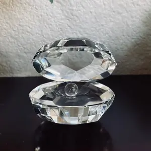 Crystal oyster figurine Home Ornament, Art Decor.