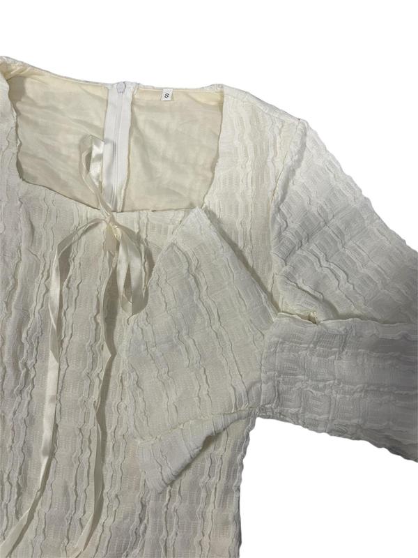 Elegant Women's Knitted Dress, French Style Waist Cinching, Square Neck Bow Tie Flare Sleeves, Slim Fit Party Dress