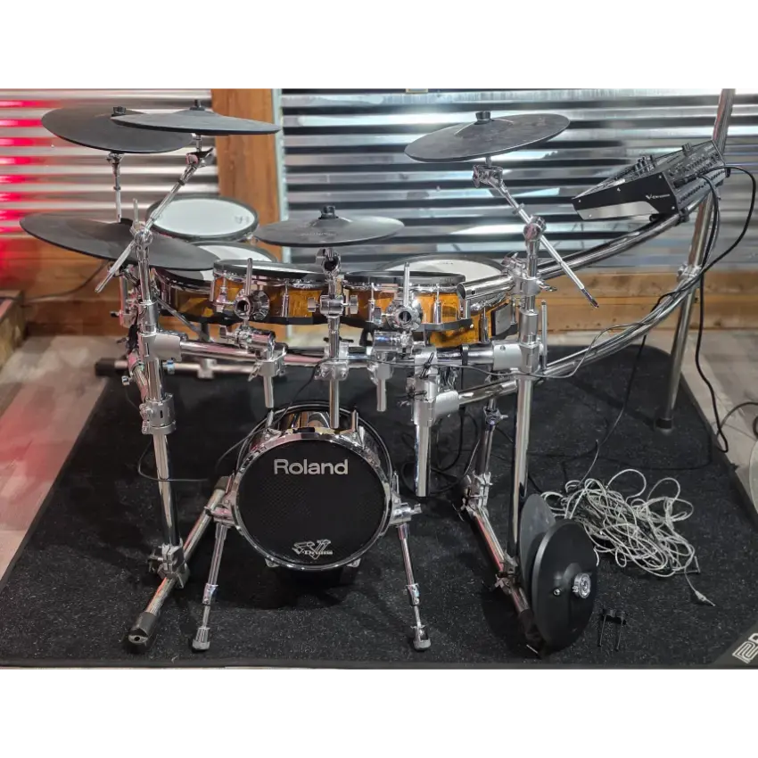 Used Roland TD50 Electronic Drum Set w/Rack System - Good