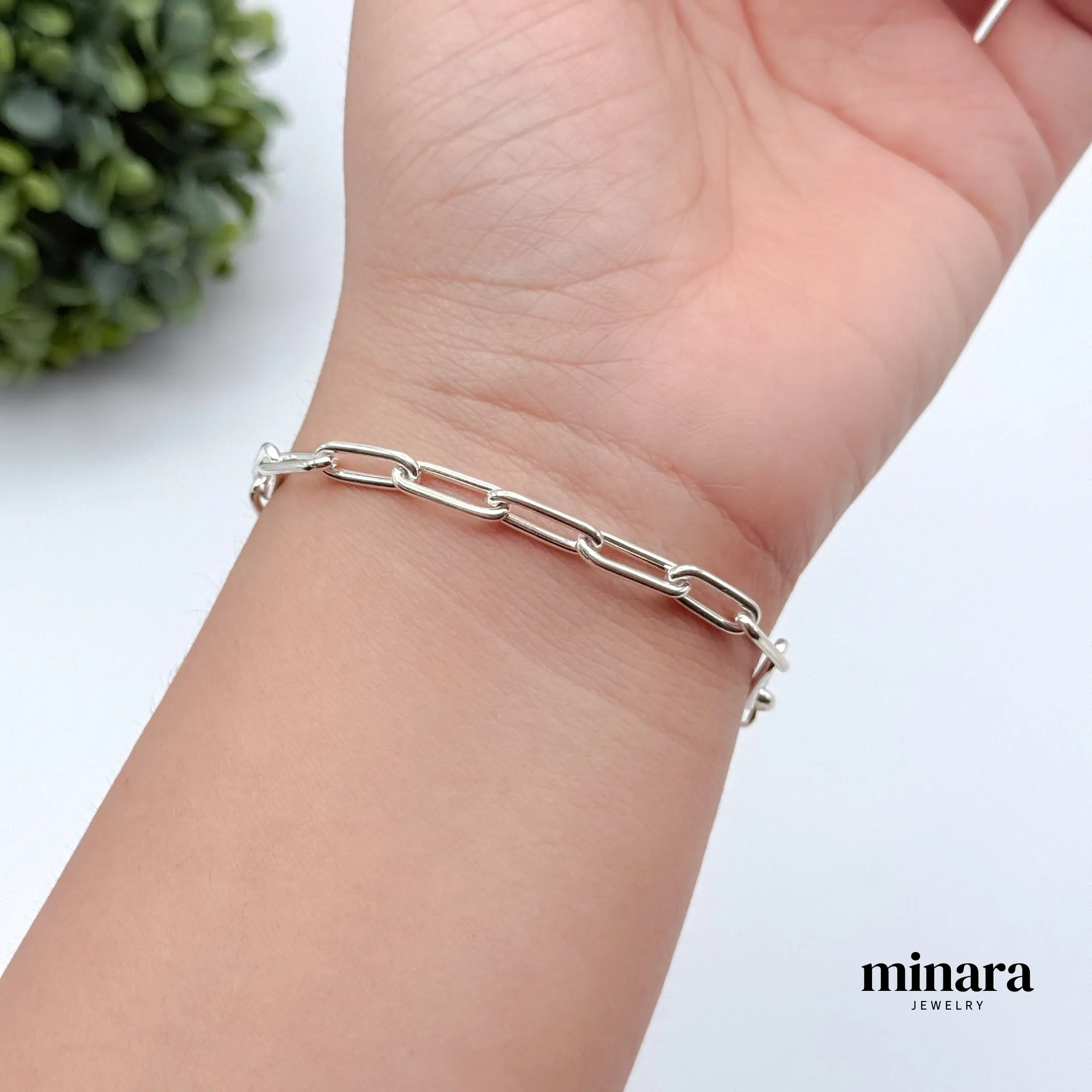 MINARA 950 Silver ESLABON Bracelet - Luxurious & Elegant Design for Casual & Formal Occasions