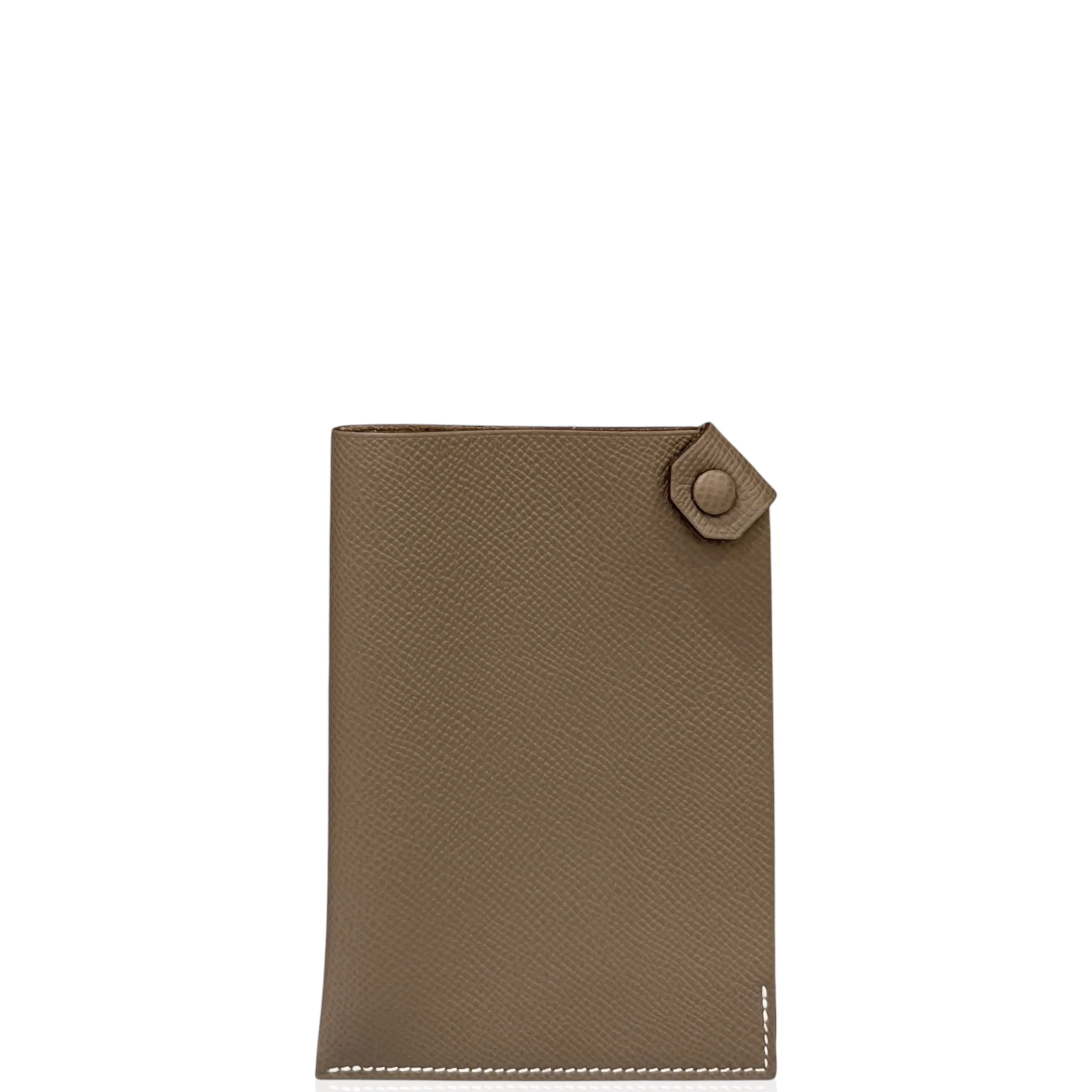 Pre-owned HERMÈS Leather small leather goods Hermes Tarmac Passport Holder Epsom 18 Etoupe (gu060226a1)