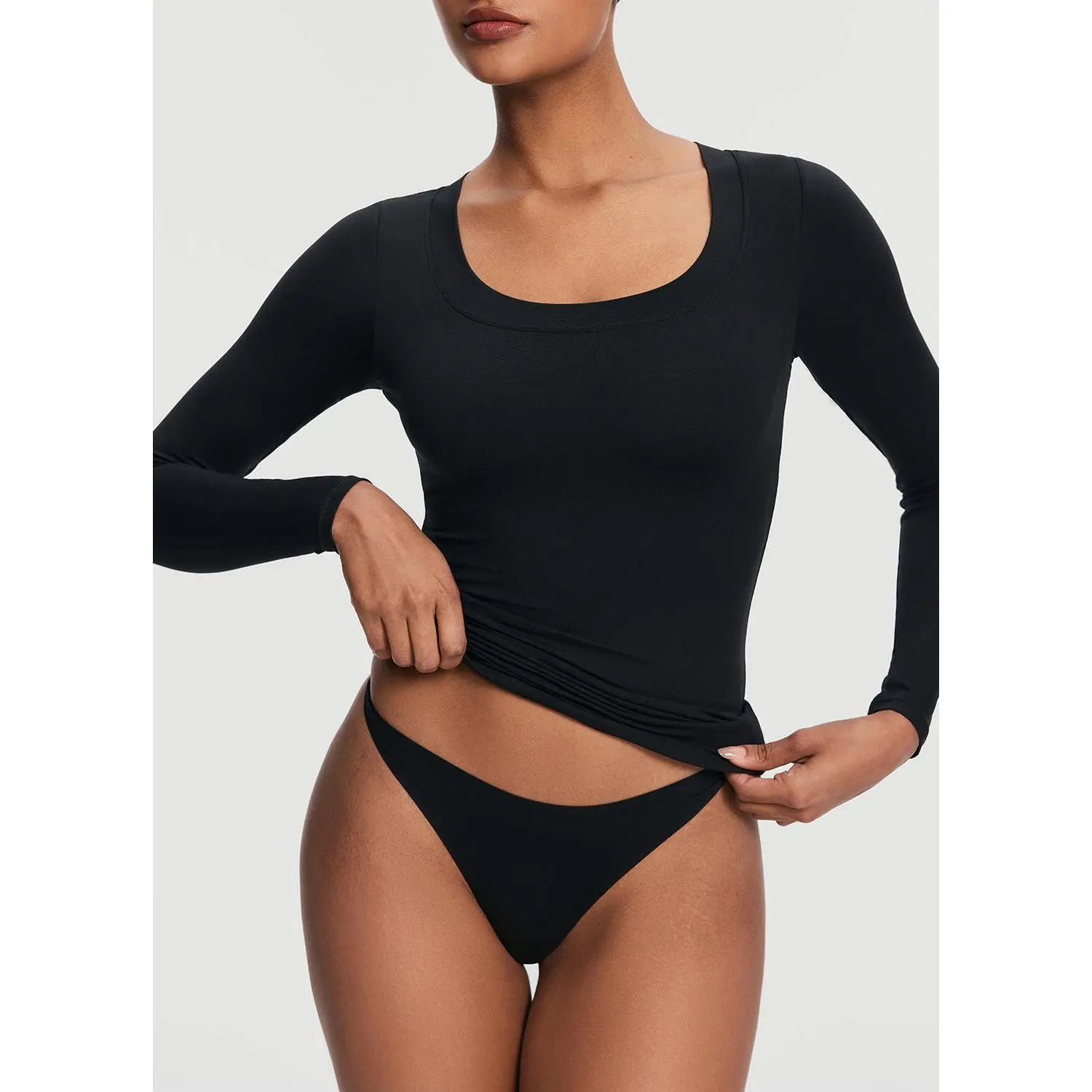 Scoop Neck Long Sleeve Top