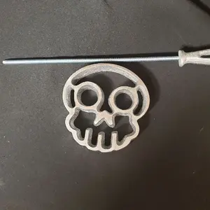 Buñuelo Mold: Spooky Cute Skull Design