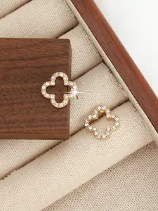 Fashion Simple Hollow Geometric Four-Leaf Clover Stud Earrings, Versatile Elegant Design, Perfect for Daily Wear Studs Earrings