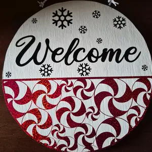 12" Peppermint Twist Door Hanger