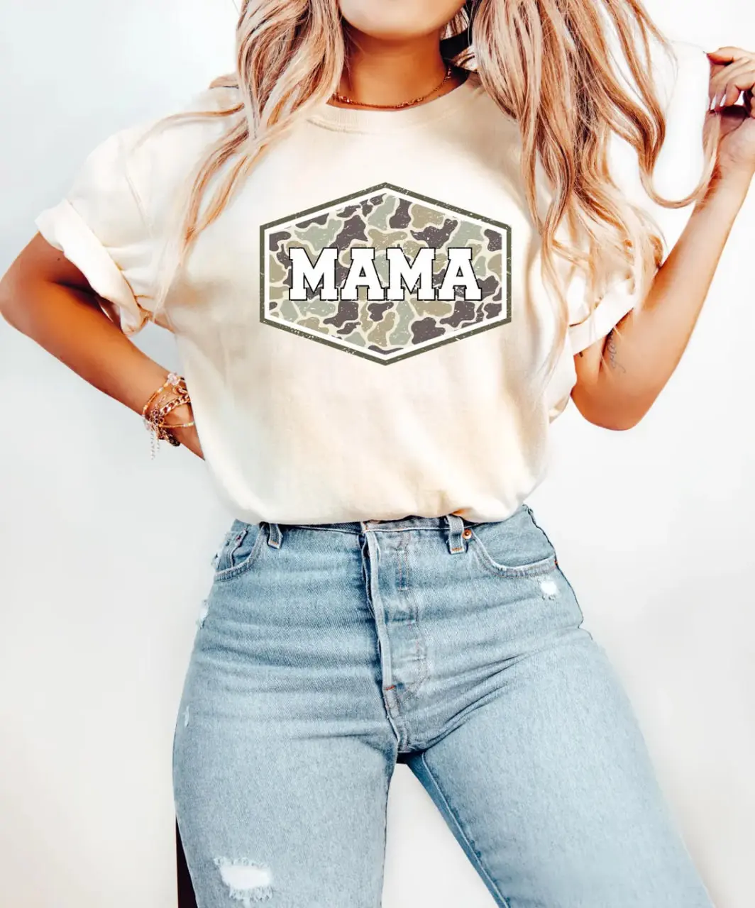 Comfort Colors Hunting Mama T-Shirt with mallard duck design, camo mom life tee for proud moms of hunters-perfect hunting season gift and cozy outdoor long sleeve.