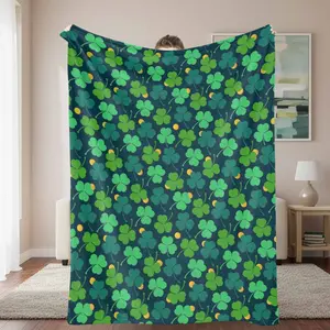 Lucky Clover Flannel Blanket Green Shamrock Print Pattern Ultra Soft Warm Cozy Lightweight Throw Perfect for Sofa Bedroom Office St Patrick’s Day Home Decor Gift