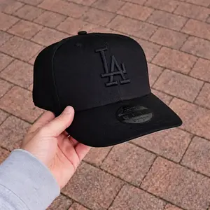 New Era MLB Cap 59FIFTY Fitted & 9FIFTY Adjustable Snapback Baseball Caps – New York Yankees & Los Angeles Dodgers Hats UK | Men’s Streetwear & Collector Edition