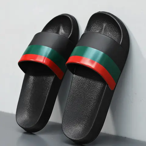 Men's New Beach Sandals, Casual Summer Slippers, Lightweight Indoor Shoes, Fashion Rubber Flip Flops, Sizes 39-48, Random Pattern, Casual Flat Slippers