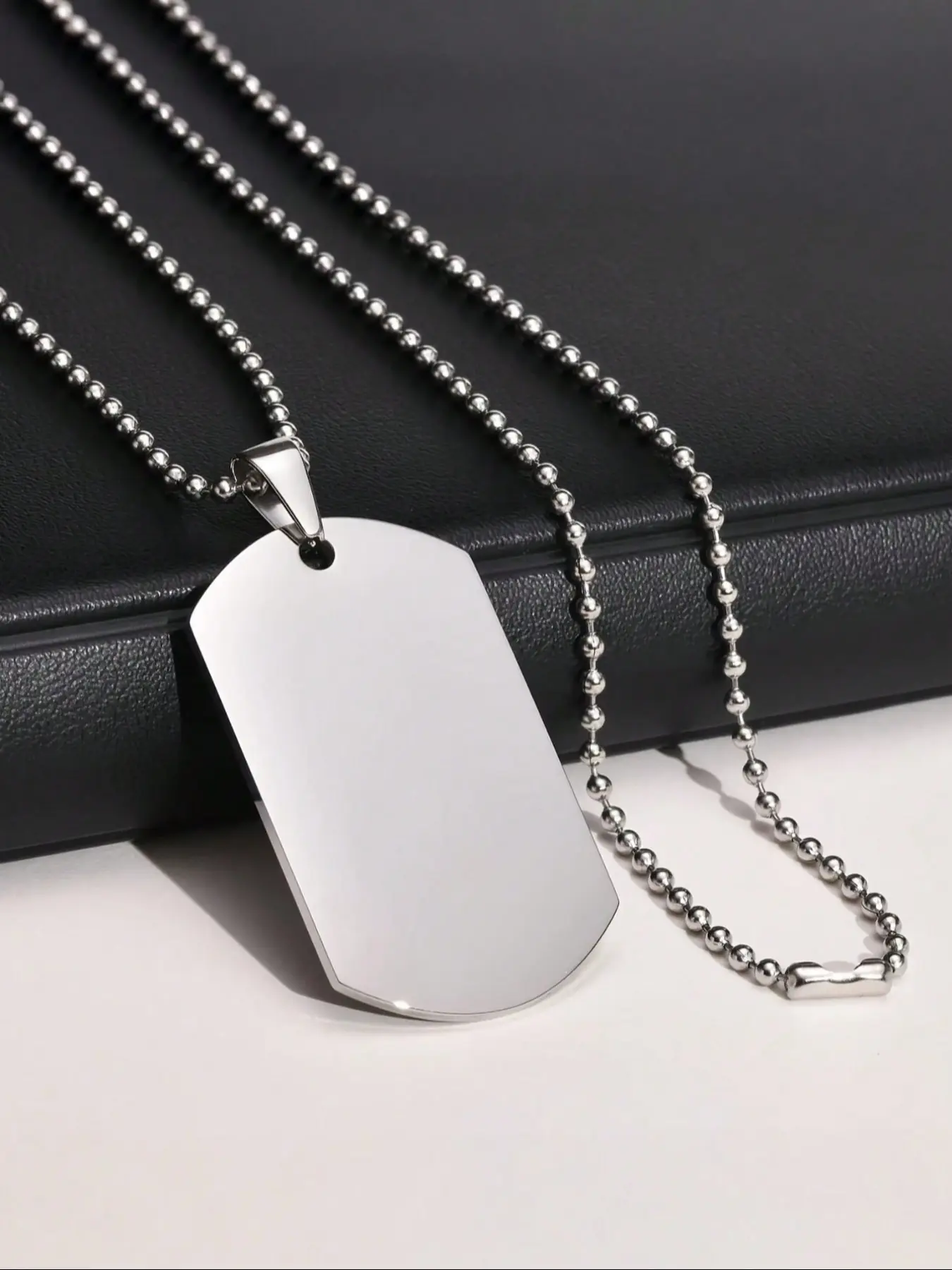 Men's Titanium Steel Army Badge Necklace, Color-Resistant Hip-Hop Pendant, Versatile Streetwear Accessory, Daily Wear, Trendy Style