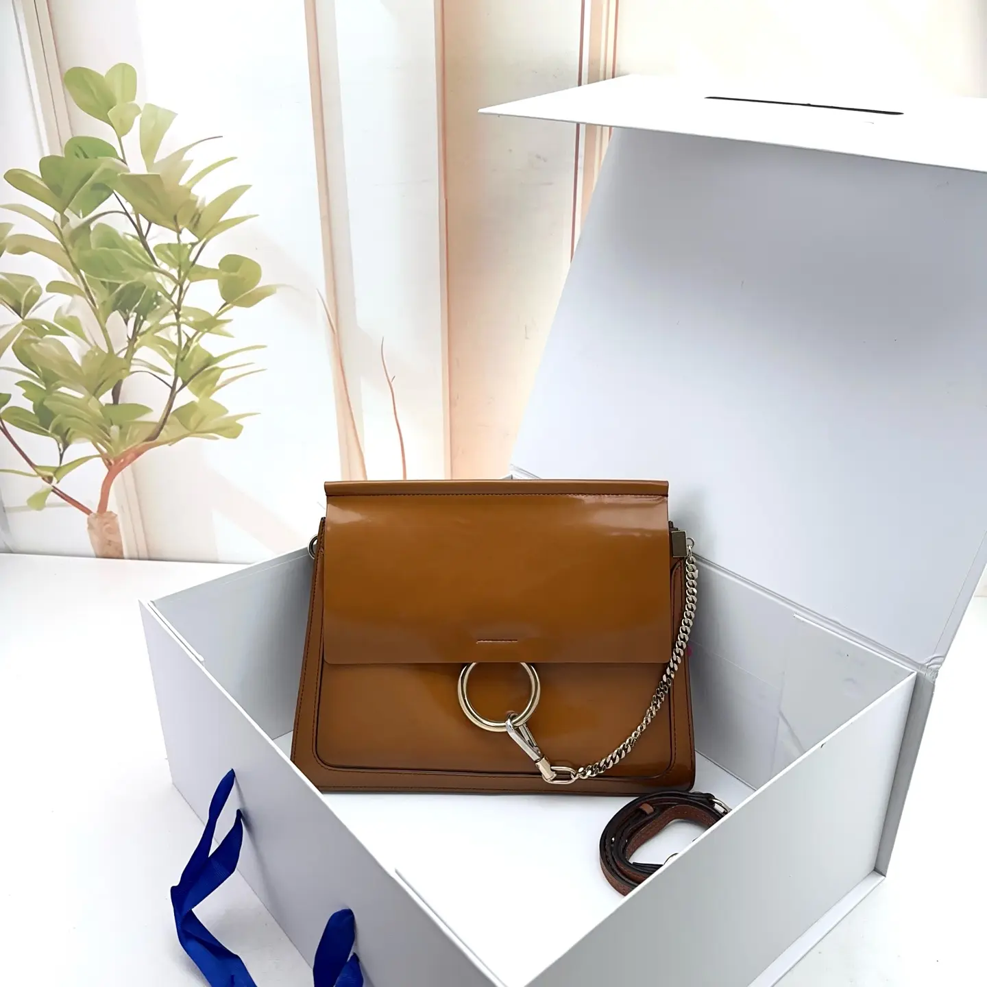 Pre-owned Chloe B. Blue & Black Color Block Leather Top Handle Flap Bag 0801raye 22360118