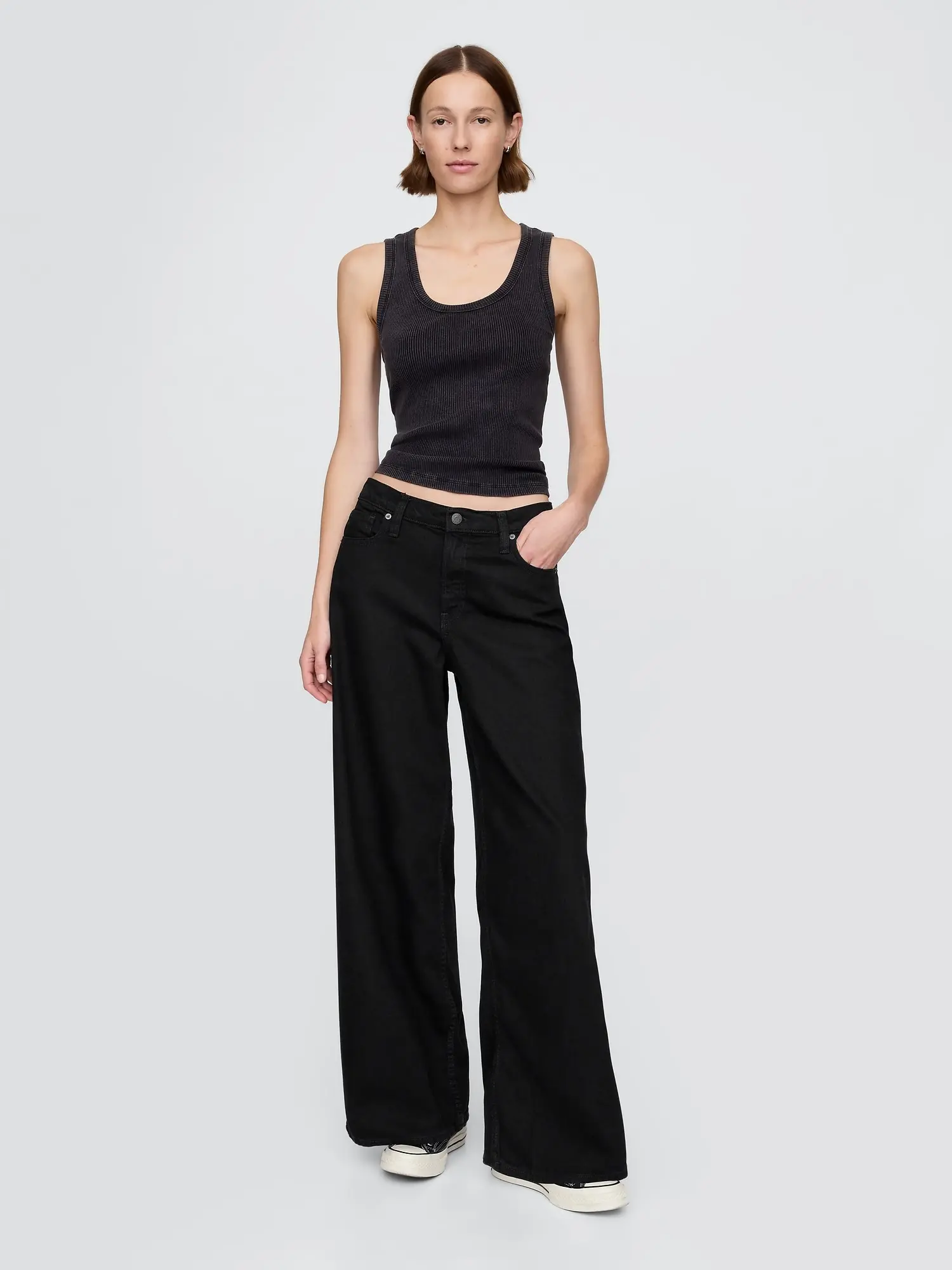 Gap Women's Mid Rise UltraSoft Baggy Jeans