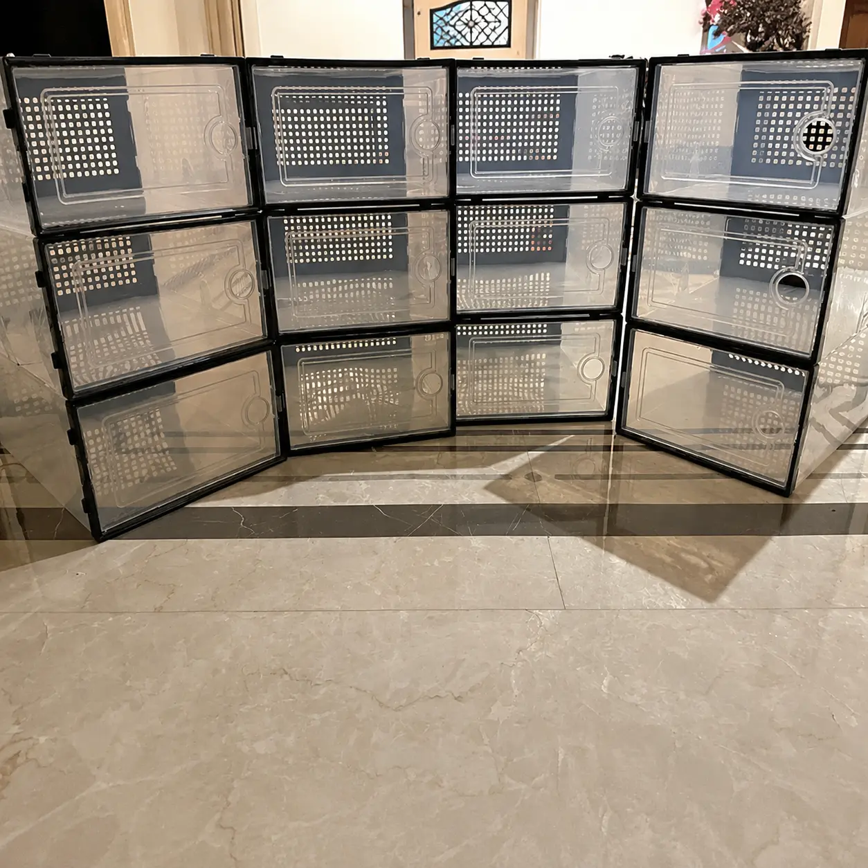 Transparent Plastic Shoe Storage Boxes, Dustproof Moisture-Proof Thickened Stackable Containers, Space-Saving Home Organizer Alternative to Shoe Cabinets