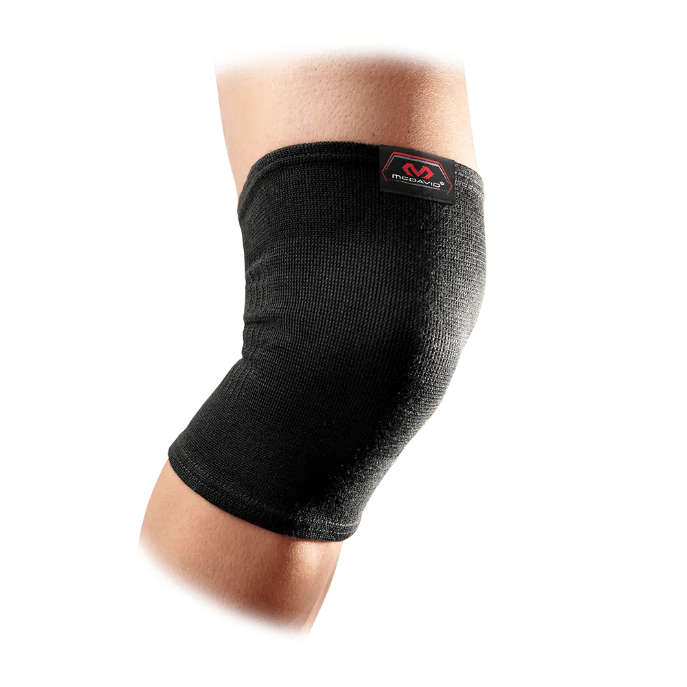McDavid Knee Compression Sleeve - Cool Elastic Sports Knee Sleeve for Light Sports, Minor Support, Pain Relief, Soft Tissue Support, Neoprene-Free Easy Pull-On Design, Pull-On Ease, Cooling Compression Sports Sleeves & Support