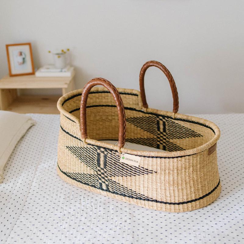 Design Dua Signature Bilia Bassinet - Kente, Safe for Newborn Sleep, Handmade, Sustainable, Comes with Fitted Foam Pad Bedside bassinet