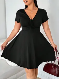Women's Summer New Drawstring A-Line Knit Fabric Breathable Dress V-Neck Short Sleeve, Slimming Waist Elegant Style, Casual Dating Commute Wear Womenswear